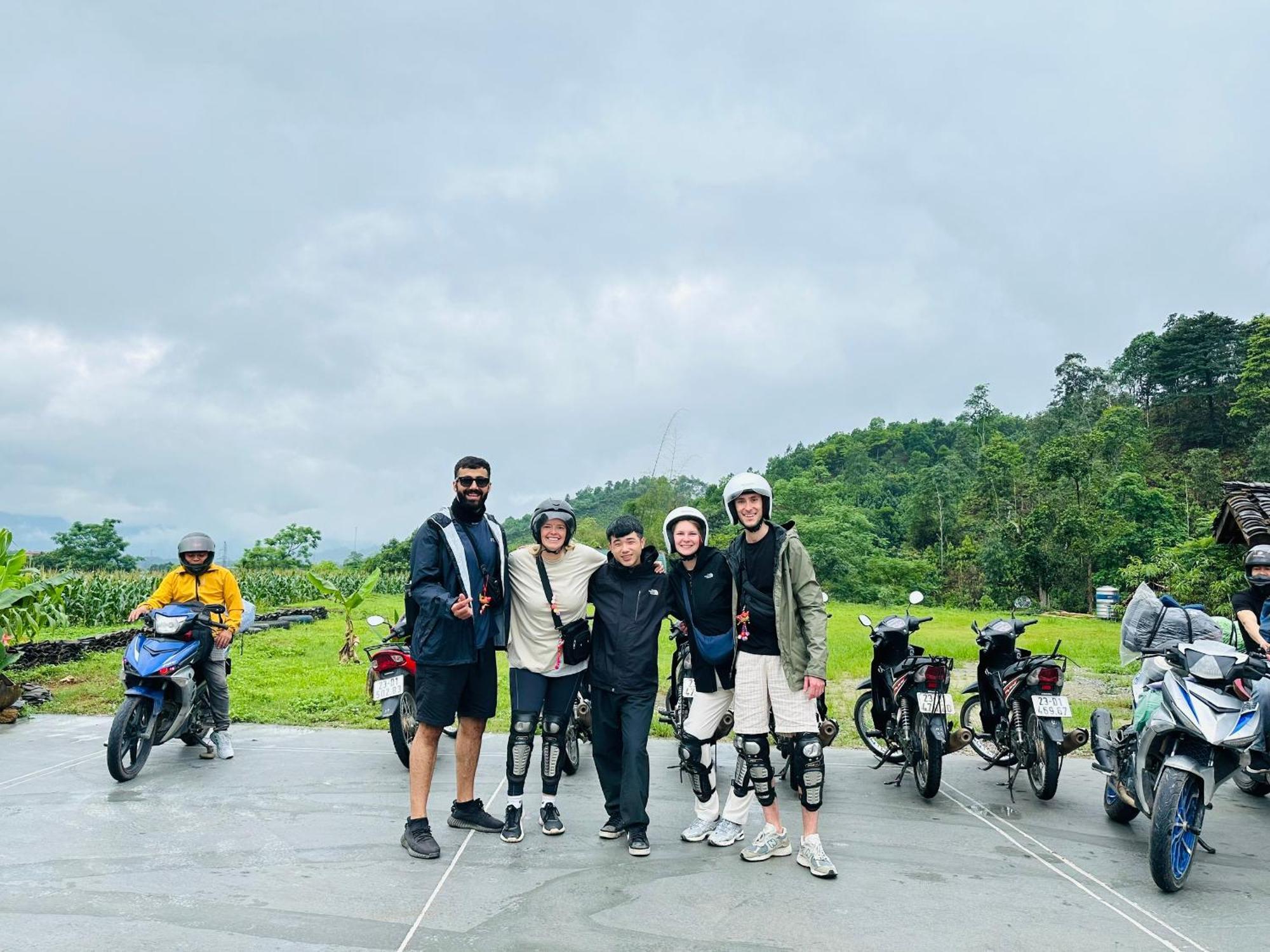 Ban Bang Ecolodge Tours & Motorbike Rental Хазянг Екстер'єр фото